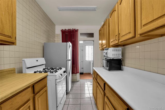 2161 Walton Avenue, Bronx, NY 10458