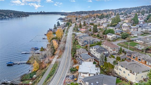 3312 Lake Washington Boulevard N, Renton, WA 98056