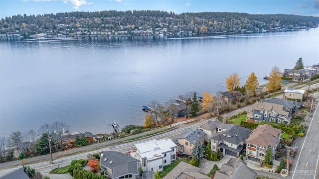 3312 Lake Washington Boulevard N, Renton, WA 98056