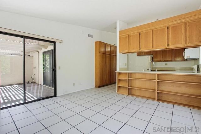 12724 Via Nasca, San Diego, CA 92128