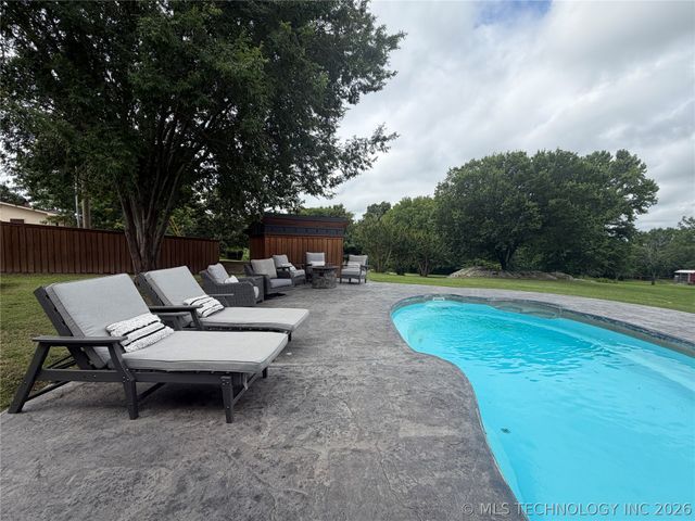 3349 Hardy Springs, Mcalester, OK 74501