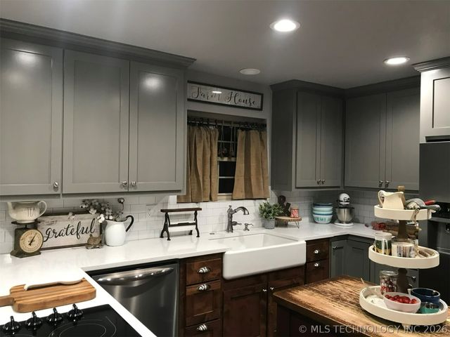 3349 Hardy Springs, Mcalester, OK 74501