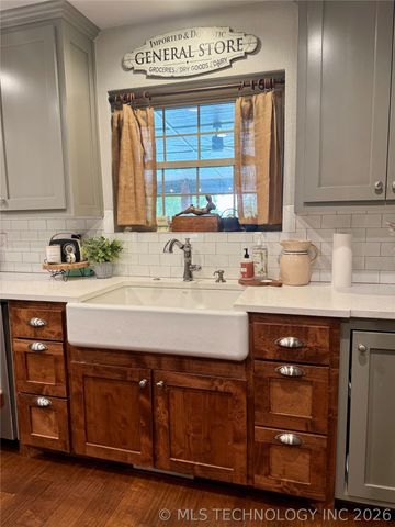 3349 Hardy Springs, Mcalester, OK 74501