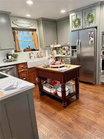 3349 Hardy Springs, Mcalester, OK 74501