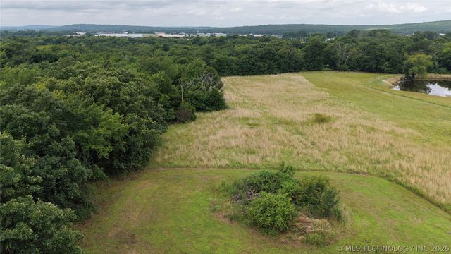 3349 Hardy Springs, Mcalester, OK 74501