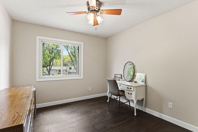 14000 75th Place N, Maple Grove, MN 55311