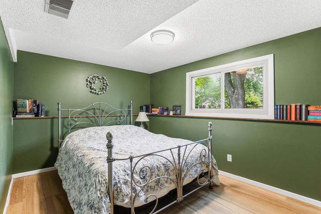14000 75th Place N, Maple Grove, MN 55311