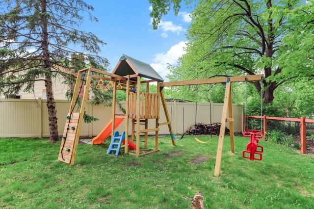 14000 75th Place N, Maple Grove, MN 55311