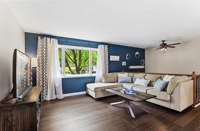 14000 75th Place N, Maple Grove, MN 55311