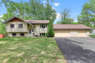 14000 75th Place N, Maple Grove, MN 55311