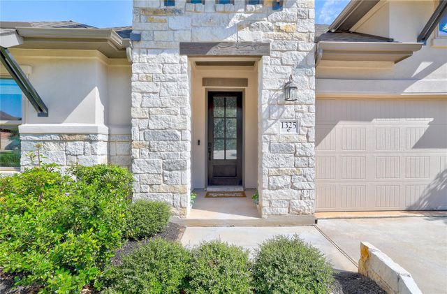 1325 Texas Ash LN, Georgetown, TX 78628