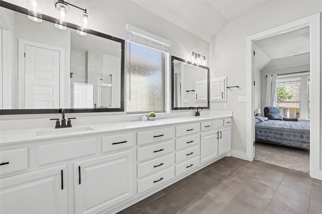 1325 Texas Ash LN, Georgetown, TX 78628