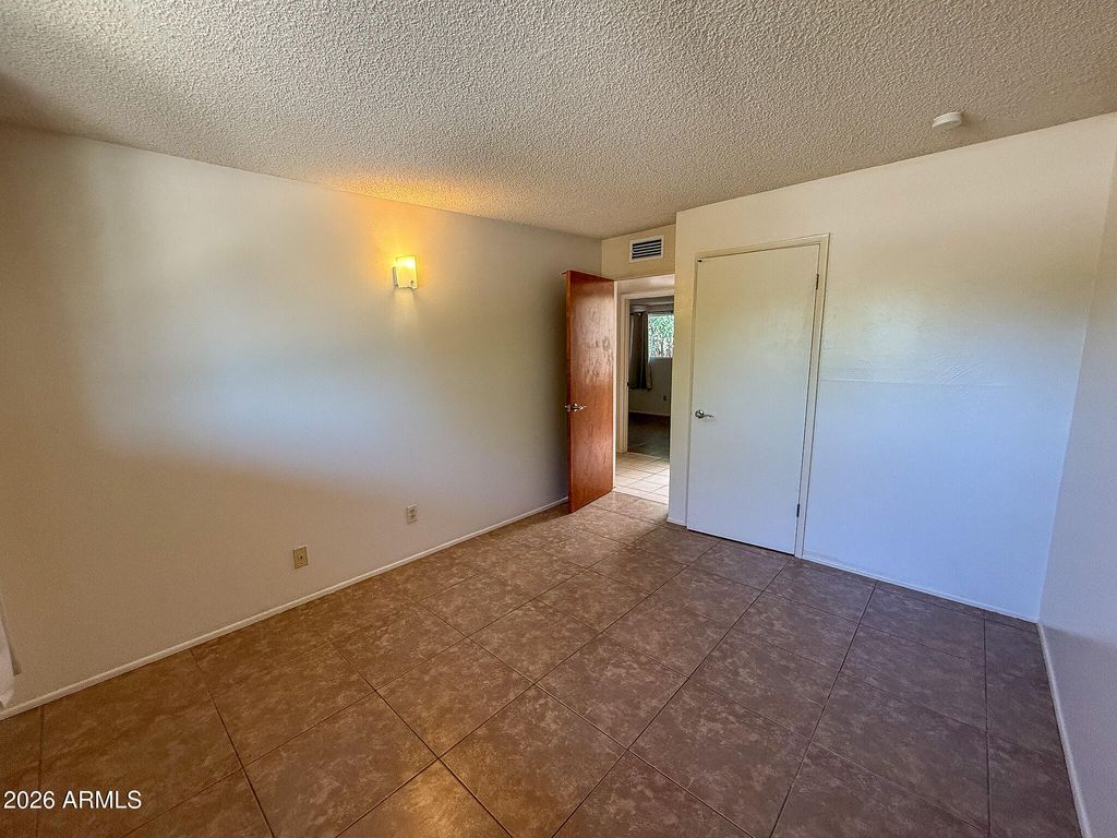 Image 27 of property listing at 948 CACTUS WREN Lane, Sierra Vista, AZ 85635