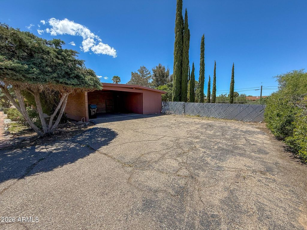 Image 39 of property listing at 948 CACTUS WREN Lane, Sierra Vista, AZ 85635