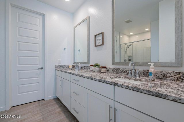 2459 E ATHENA Avenue, Gilbert, AZ 85297