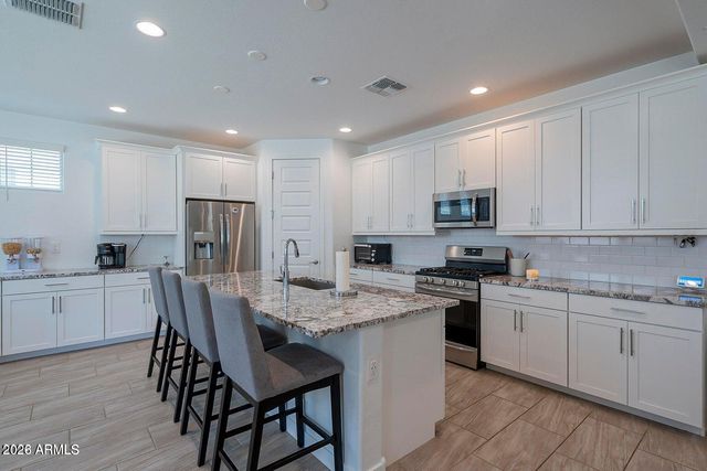 2459 E ATHENA Avenue, Gilbert, AZ 85297