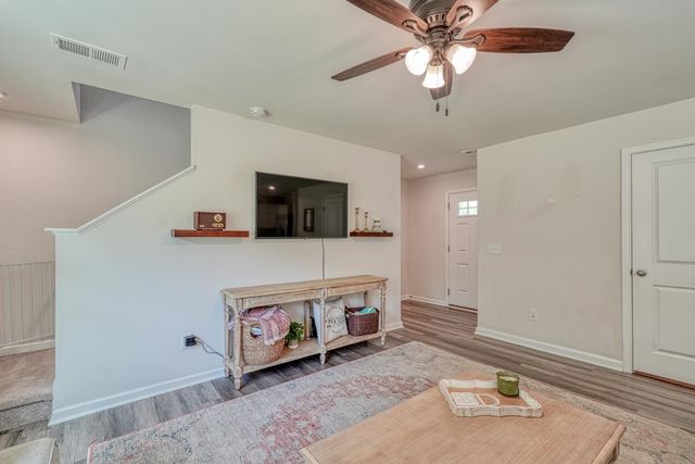890 Purcell Dr., Woodruff, SC 29388