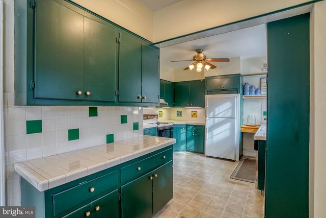 708 GREENHILL AVE, Wilmington, DE 19805