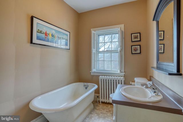 708 GREENHILL AVE, Wilmington, DE 19805