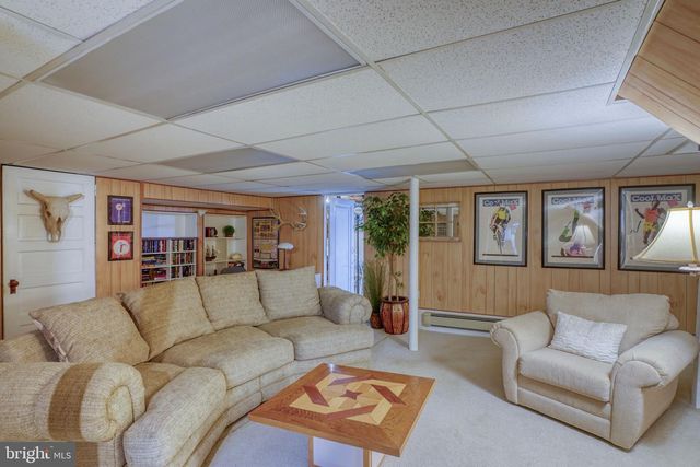 708 GREENHILL AVE, Wilmington, DE 19805