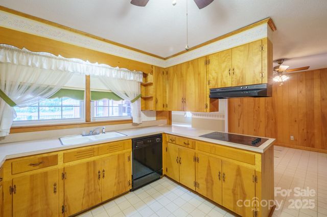 216 Country Club Road, Shelby, NC 28150