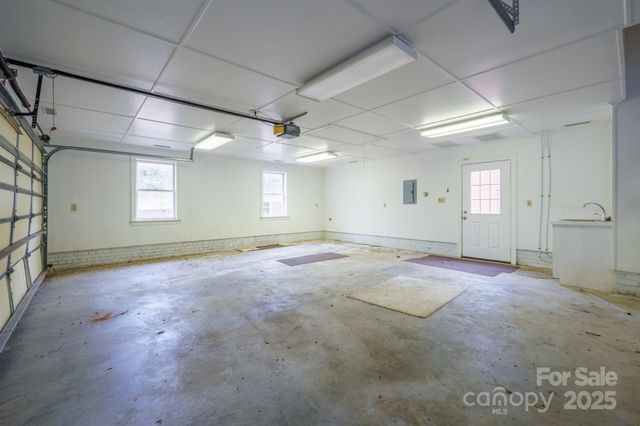 216 Country Club Road, Shelby, NC 28150