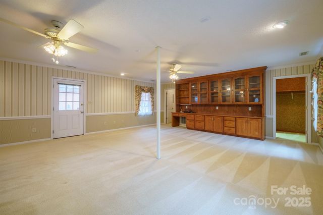 216 Country Club Road, Shelby, NC 28150