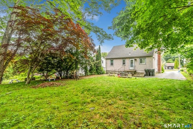 214 Thames Street, New London, CT 06320