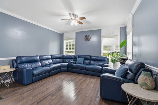 4805 Aaron Dr, Antioch, TN 37013