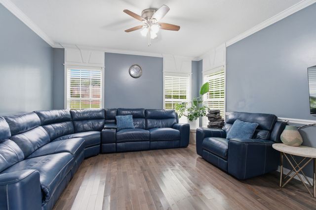 4805 Aaron Dr, Antioch, TN 37013