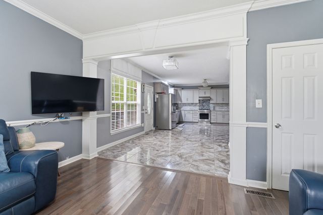 4805 Aaron Dr, Antioch, TN 37013