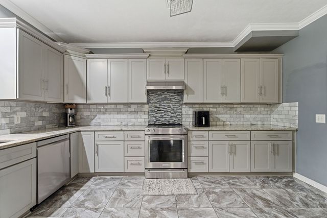 4805 Aaron Dr, Antioch, TN 37013