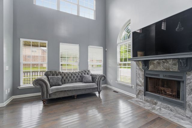 4805 Aaron Dr, Antioch, TN 37013
