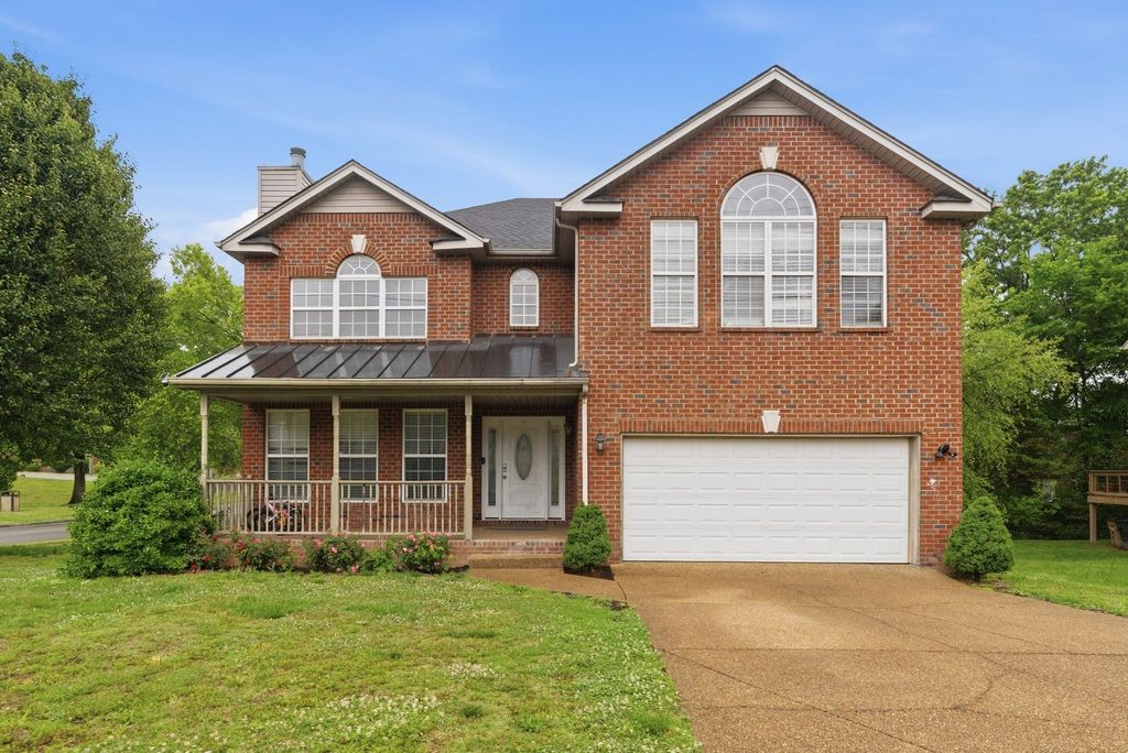 4805 Aaron Dr, Antioch, TN 37013