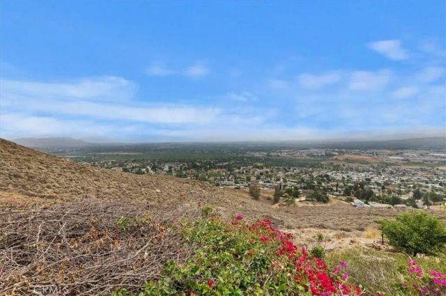 7350 Live Oak, Jurupa Valley, CA 92509