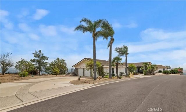 7350 Live Oak, Jurupa Valley, CA 92509