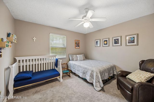 4533 MONUMENT POINT Circle, Jacksonville, FL 32225