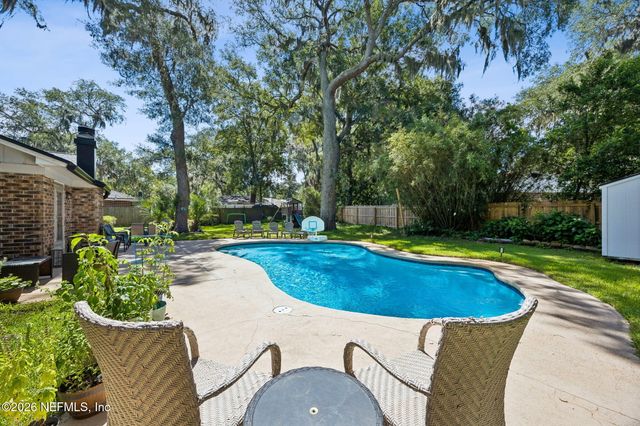 4533 MONUMENT POINT Circle, Jacksonville, FL 32225