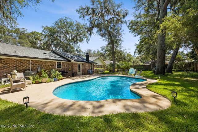 4533 MONUMENT POINT Circle, Jacksonville, FL 32225
