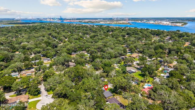 4533 MONUMENT POINT Circle, Jacksonville, FL 32225