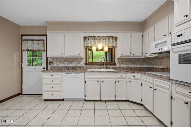 4408 Fieldstone Drive, Kingsport, TN 37664