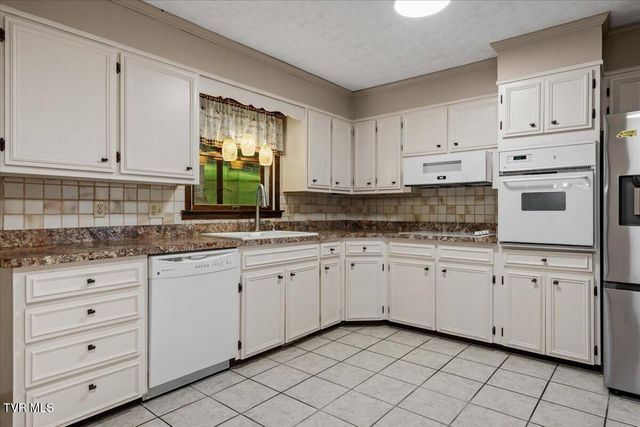 4408 Fieldstone Drive, Kingsport, TN 37664