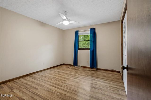 4408 Fieldstone Drive, Kingsport, TN 37664
