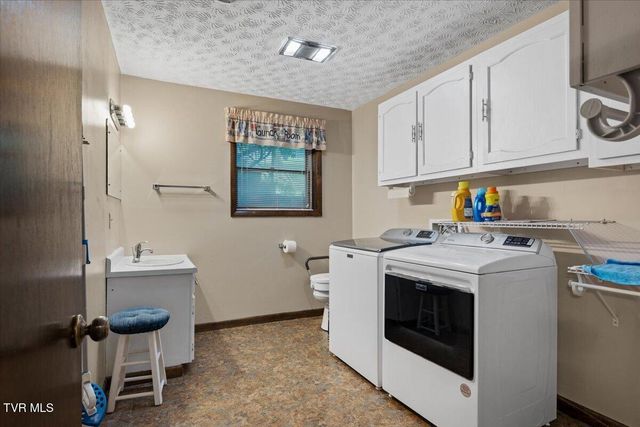 4408 Fieldstone Drive, Kingsport, TN 37664