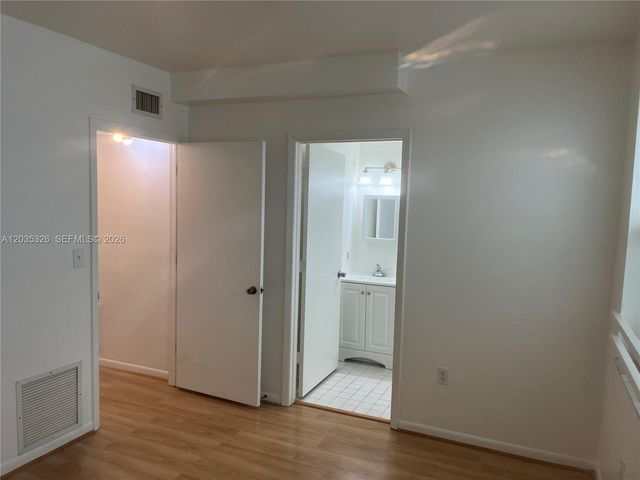 1550 Drexel Ave 203, Miami Beach, FL 33139