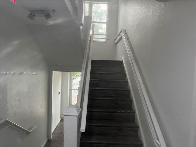 1550 Drexel Ave 203, Miami Beach, FL 33139