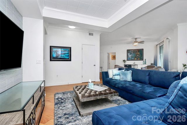 300 W 5th Street 431, Charlotte, NC 28202