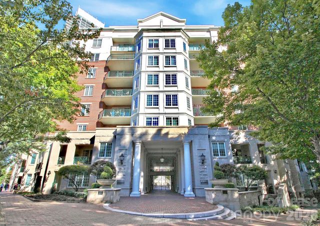 300 W 5th Street 431, Charlotte, NC 28202