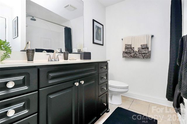 300 W 5th Street 431, Charlotte, NC 28202