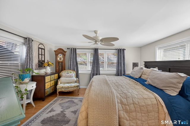 7 Edge Hill Road, East Lyme, CT 06357